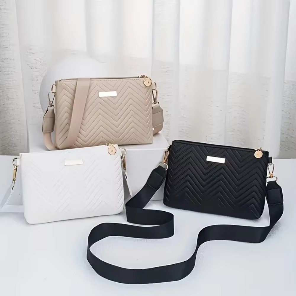 Chain Crossbody Quilted - Elegancka pikowana torebka crossbody na łańcuszku,