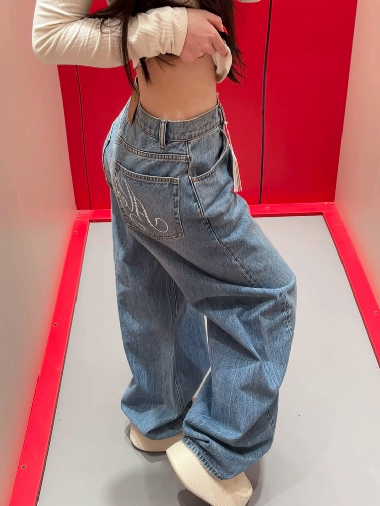 Spodnie jeansowe damskie luksu – Luxury Bags Denim recenzja i cena