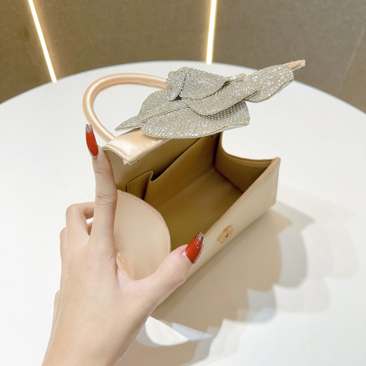 2025 Nowa luksusowa wieczorowa – Luxury Bags News recenzja i cena