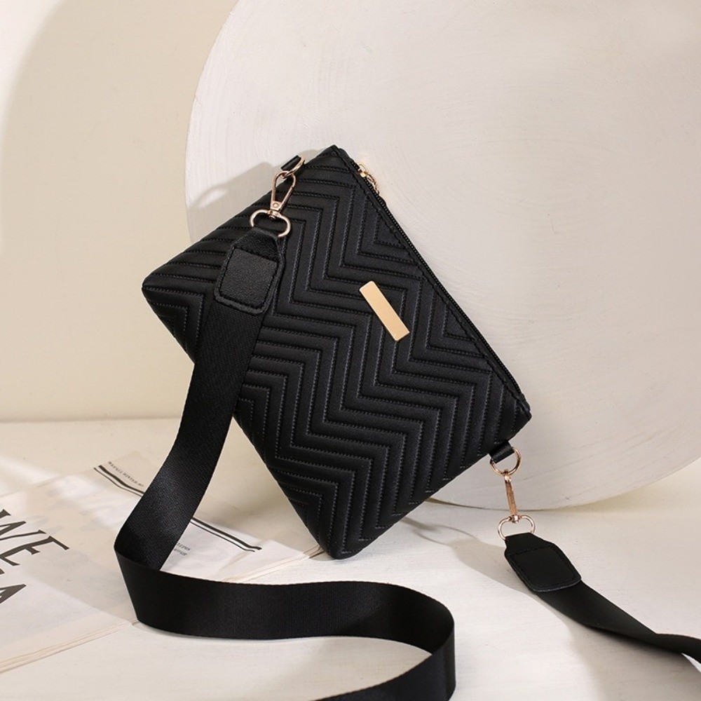 Minimalistyczna pikowana toreb – Chain Crossbody Quilted recenzja i cena