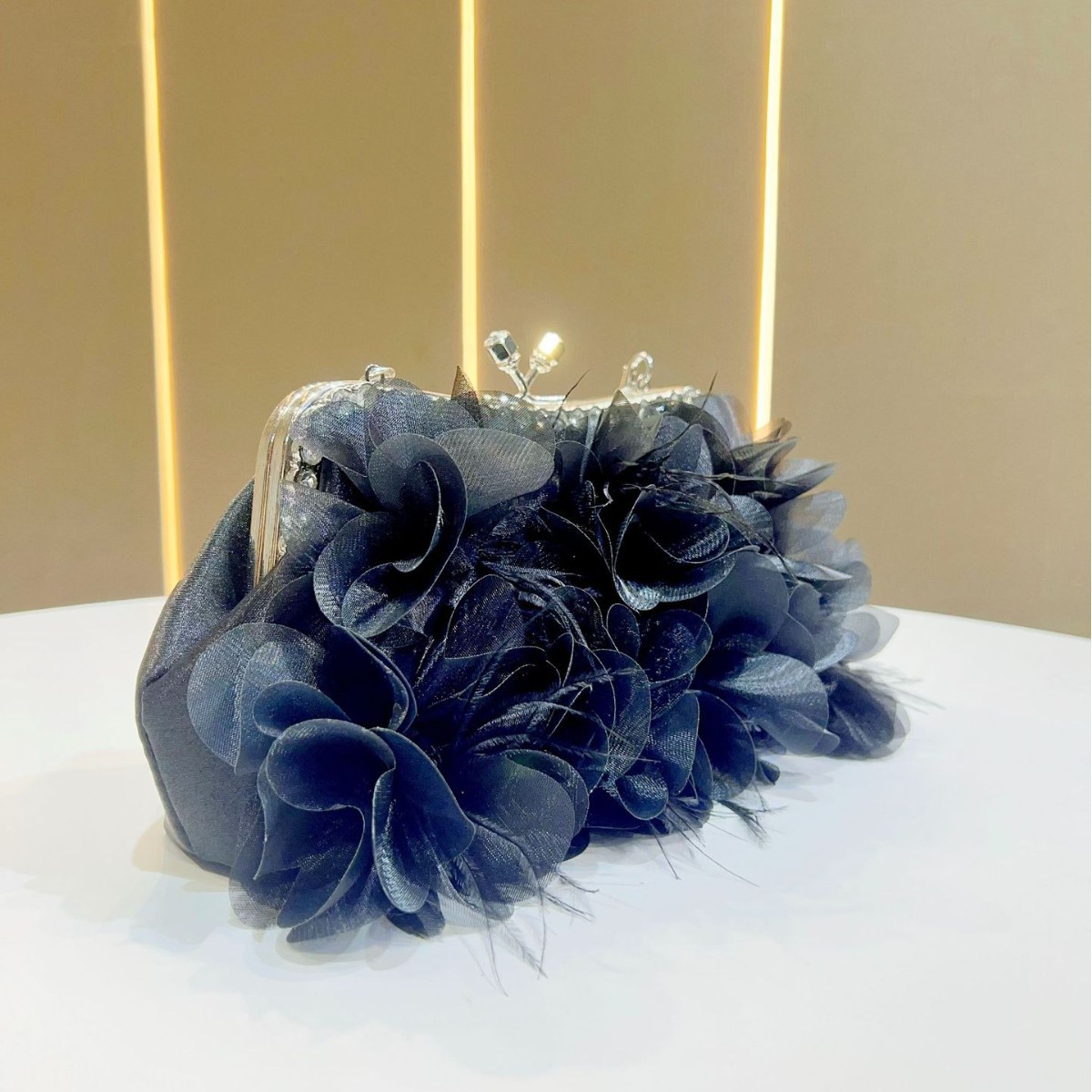 Nowa luksusowa torebka wieczor – Luxury Bags News recenzja i cena